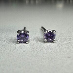 Sparkling‎ Round Amethyst Gemstone Prong Stud Earrings for Women Sterling Silver